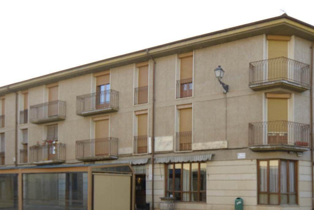 Hostal Goyo Garray 外观 照片